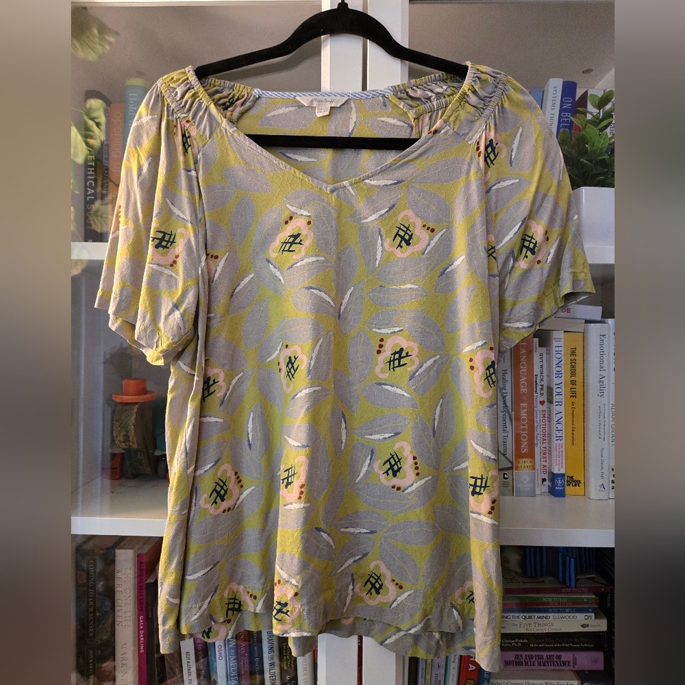 White Stuff 100% Viscose Botanical Print Short-Sleeve Top